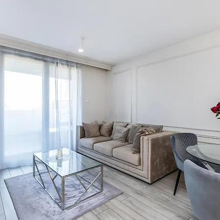Apartament Riva *